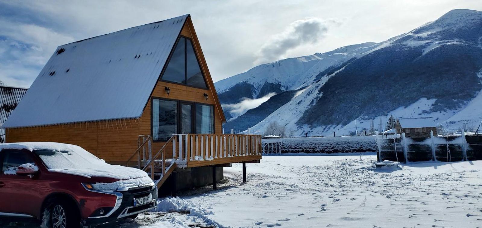 Mountain hut in Kazbegi Villa Buitenkant foto