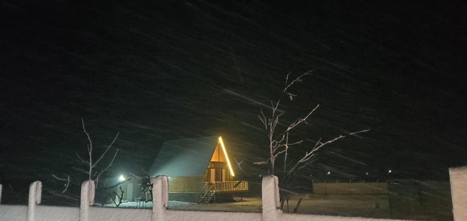 Mountain hut in Kazbegi Villa Buitenkant foto